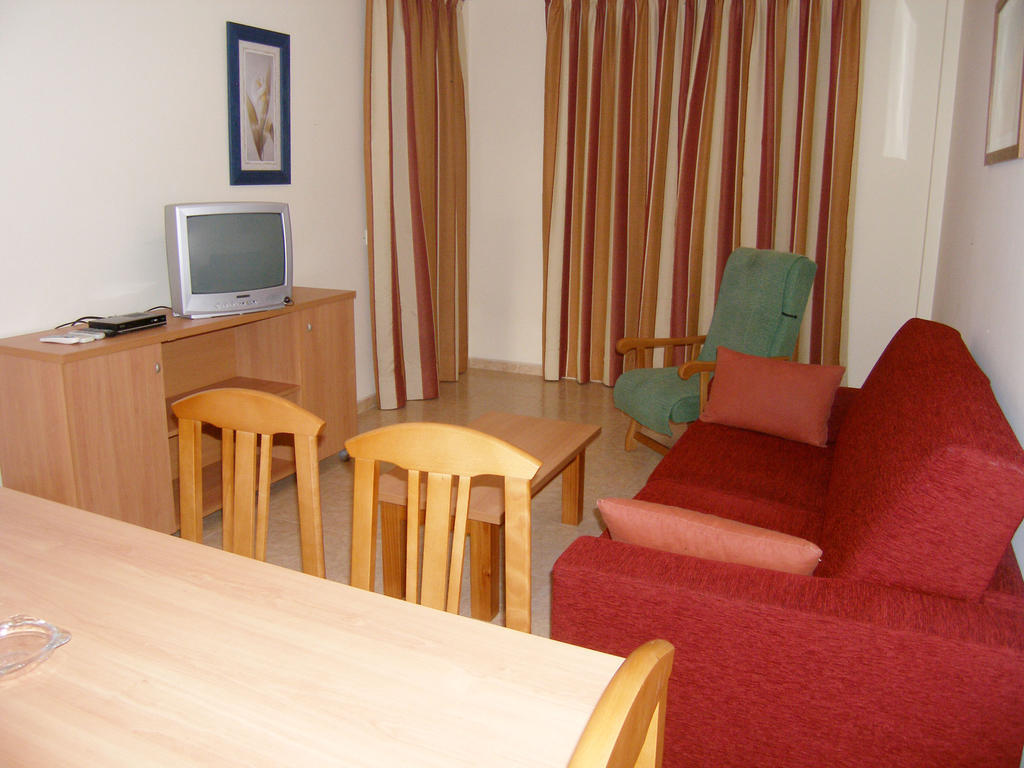 Apartamentos Cibeles Roquetas de Mar Luaran gambar