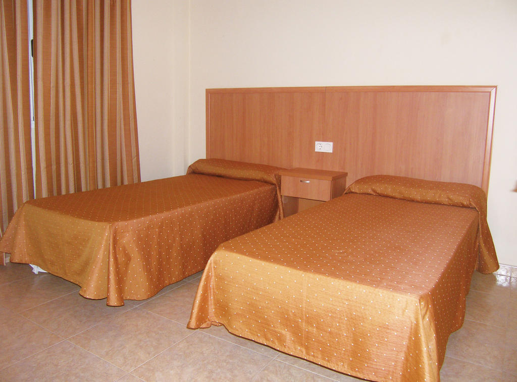 Apartamentos Cibeles Roquetas de Mar Bilik gambar